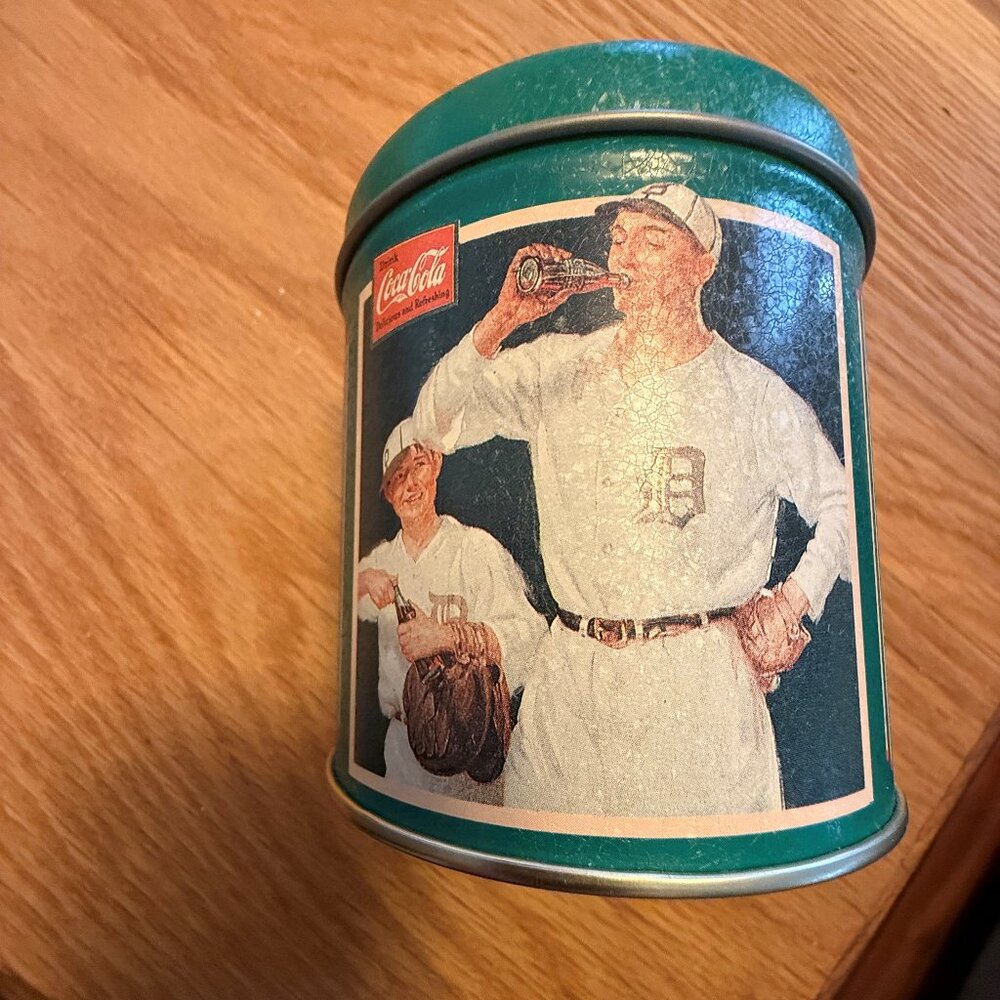 Vintage Coca Cola Tin